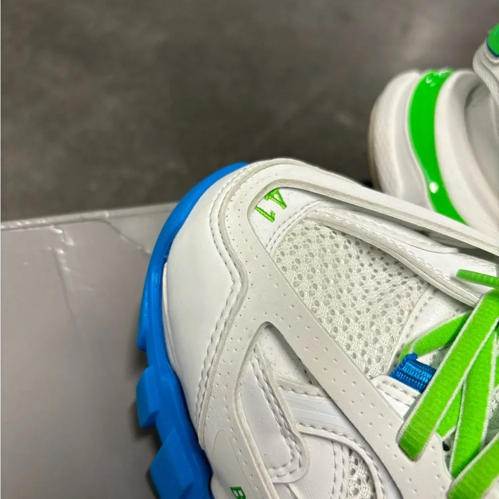 Balenciaga Sneaker - Men’s - Picture 2 of 7